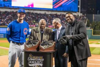 Hank Aaron and Rob Manfred Present Kris Bryant and David Ortiz with the Hank Aaron Award Before…