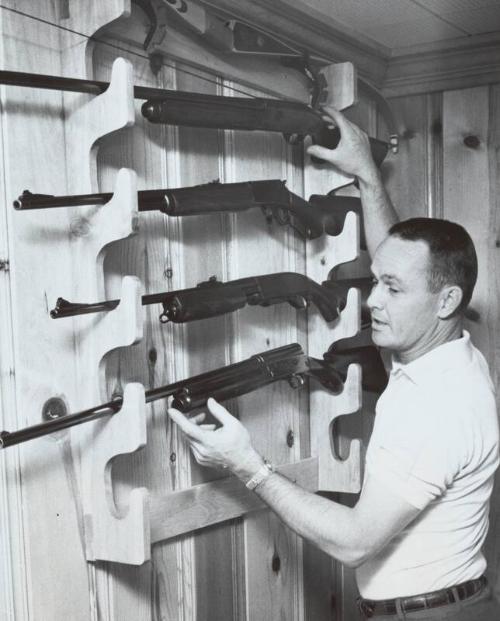 Nellie Fox with Guns photograph, 1959 December