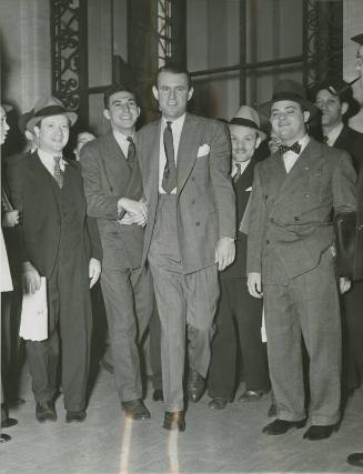 Lefty Gomez at Court with Friends photograph, 1938 May 04