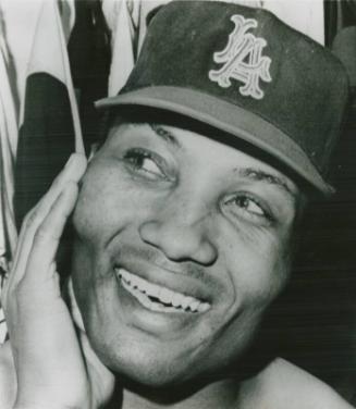 Leon Wagner Smiling photograph, 1963 May 25