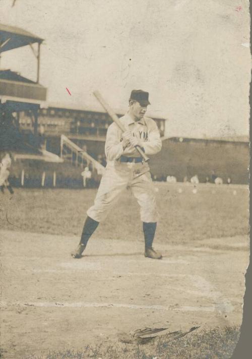 Roger Bresnahan Posed Batting photograph, between 1902 and 1904