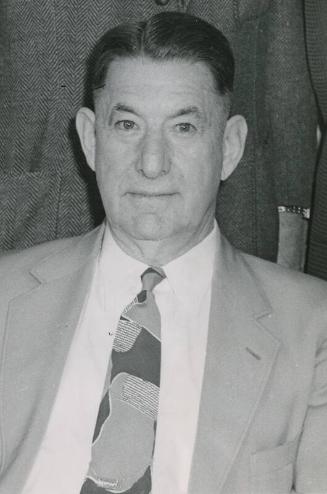 Roger Bresnahan Portrait photograph, 1943