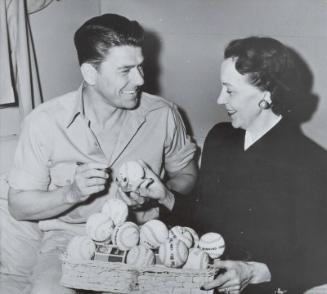 Ronald Reagan and Amy Alexander photograph, 1952