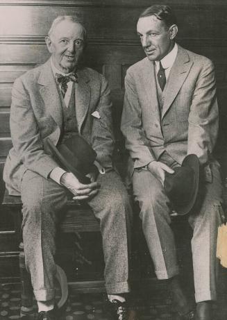 Charles Comiskey and Bill Veeck Sr. photograph, 1920 September