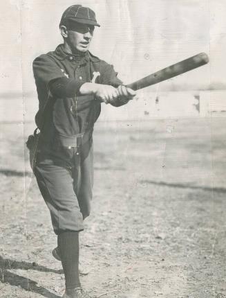 Willie Keeler Batting photograph, 1905 or 1906