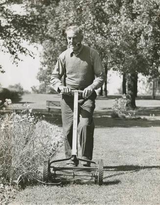 Nap Lajoie Mowing Lawn photograph, 1940 June