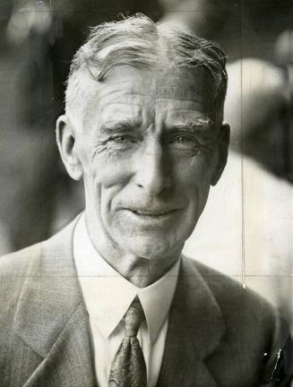 Connie Mack Smiling photograph, 1929 September 16
