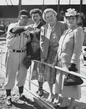 Mel Ott with Women photograph, probably 1947