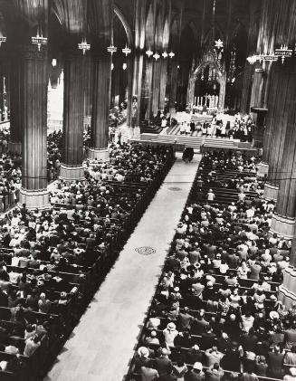 Mass for Babe Ruth photograph, 1948 August 19