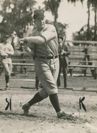 Tris Speaker Batting photograph, 1925 August