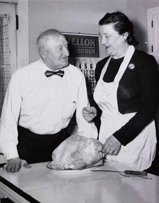 Honus Wagner and Mrs. Bessie Baine Wagner photograph, 1948 February 23