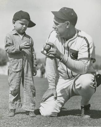 Thornton Lee with Young Fan photograph, 1942 March 03