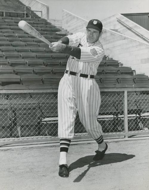 Lefty O'Doul Batting photograph, between 1935 and 1941