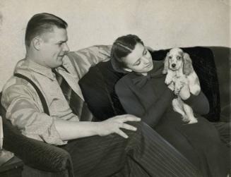Joe and Sally Vosmik photograph, 1937 January 19