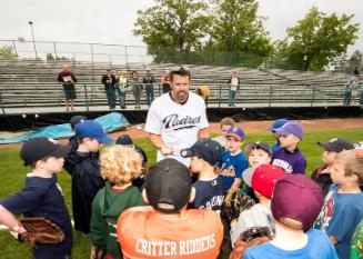 Heath Bell Instructing Participants photograph, 2017 May 26