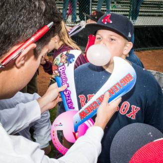 Cooperstown Classic Clinic Bubble Gum Blowing Contest photograph, 2017 May 26