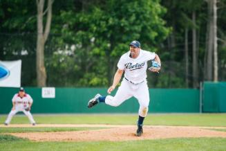 Heath Bell Pitching photograph, 2017 May 27