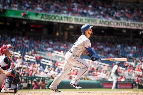 Robinson Chirinos Batting photograph, 2017 June 10