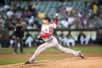 Hector Velazquez Pitching photograph, 2017 May 18
