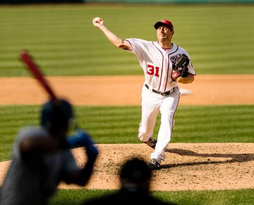 Max Scherzer Pitching photograph, 2017 June 11