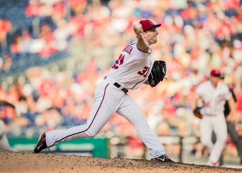 Max Scherzer Pitching photograph, 2017 June 11