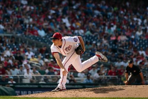 Max Scherzer Pitching photograph, 2017 June 11