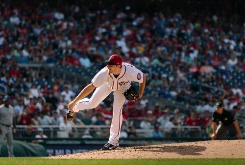 Max Scherzer Pitching photograph, 2017 June 11