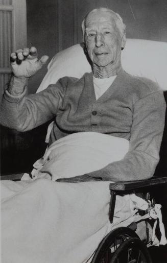 Connie Mack in Hospital photograph, 1955 October 21