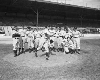 Bucky Walters and Cincinnati Reds Team digital image, approximately 1941