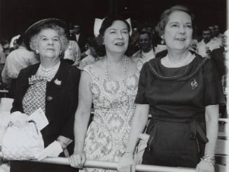 Blanche McGraw, Claire Ruth and Eleanor Gehrig photograph, 1960 August 13
