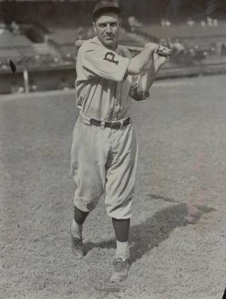 Pie Traynor Batting photograph, between 1923 and 1927