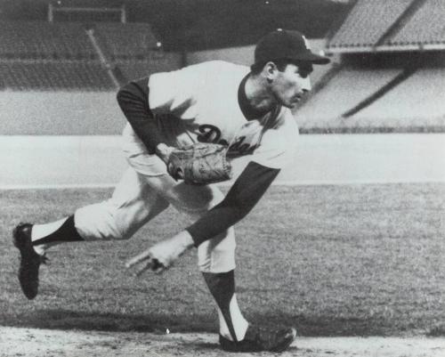 Sandy Koufax Pitching photograph, 1964 May 4