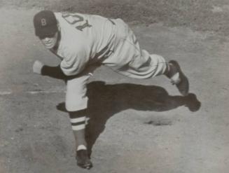 Lefty Grove Pitching photograph, 1938 September 08