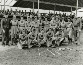 Rockford Peaches Team photograph, 1945 May 19
