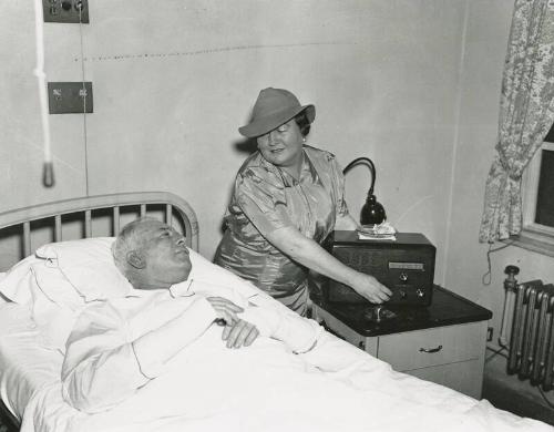 Tris Speaker in Hospital with Wife photograph, 1937