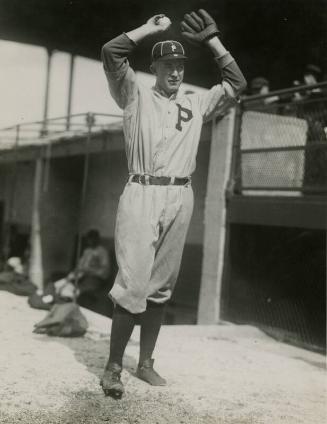 Grover Cleveland Alexander Warming Up photograph, between 1914 and 1917