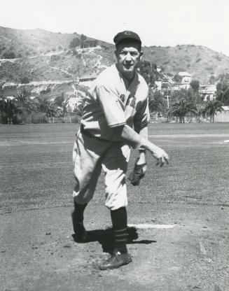 Grover Cleveland Alexander Pitching photograph, between 1931 and 1936