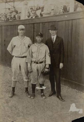 Connie Mack with Lefty Grove and Fritz Maisel photograph, 1924