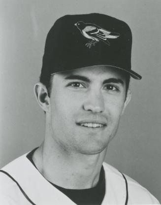 Mike Mussina photograph, 1995