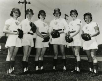 Kalamazoo Lassies Pitchers photograph, 1952