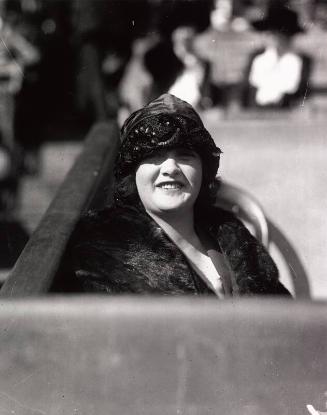 Helen Ruth photograph, 1922
