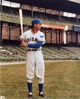 Ernie Banks Posed Batting photograph, between 1962 and 1971
