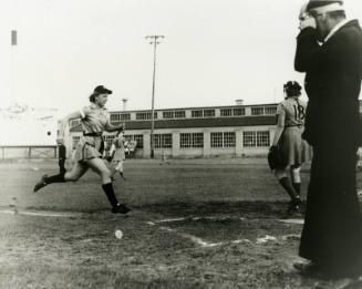 Player Running Home photograph, between 1943 and 1954