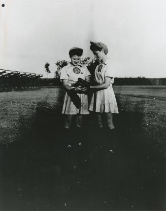 Helen and Margaret Callaghan photograph, 1944