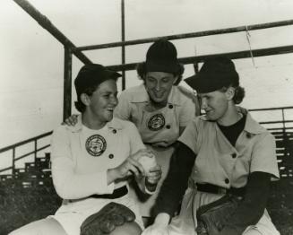 Grand Rapids Chicks Players photograph, between 1947 and 1949