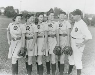 Max Carey With Milwaukee Chicks Group photograph, 1944