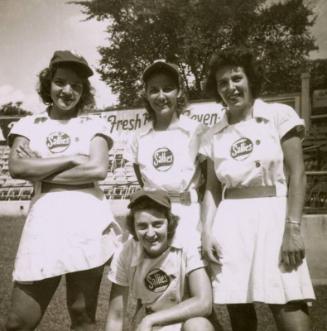 Springfield Sallies Players on Tour photograph, 1949