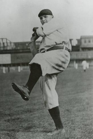 Joe McGinnity Pitching photograph, between 1902 and 1908