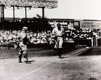 Babe Ruth Scoring photograph, between 1920 and 1934