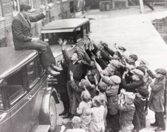 Babe Ruth Signing Autographs for Kids photograph, 1926